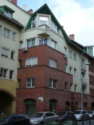 Budapest - Viola street.html